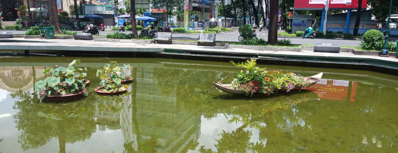 Hãy tham quan chợ Bến Thành cùng với chúng tôi